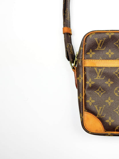 Louis Vuitton Danube Monogram Shoulderbag Brown